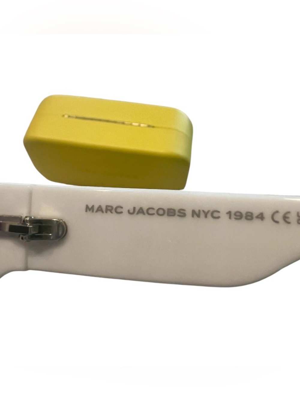 Marc Jacobs Oval White Sunglasses Dark Lens NWT Designer - Picture 4 of 5